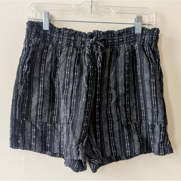 Time and Tru Women's Linen Blend Shorts Black White Size Medium - Picture 2 of 5